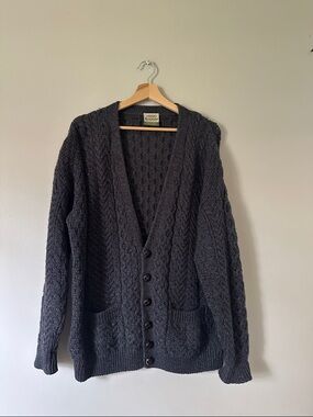 Shannon woolen mills Charcoal Cable-Knit Cardigan Sweater 100% merino wool